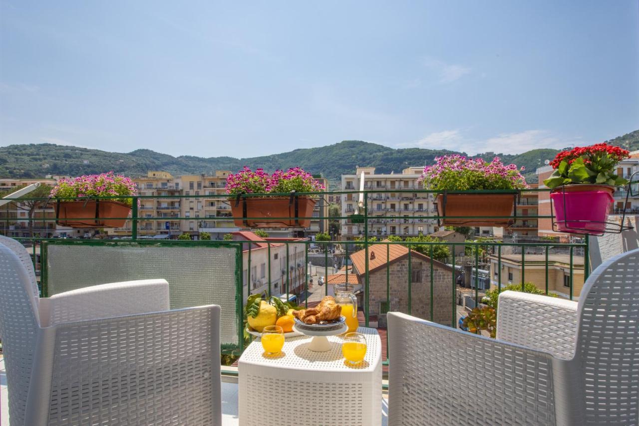 Sorrentovibes - City Home In Sorrento With Balcony And View Extérieur photo